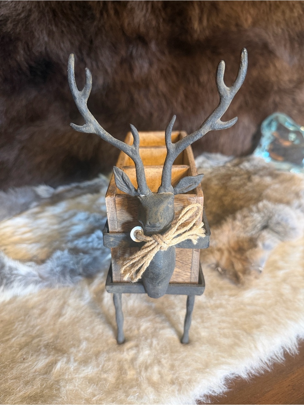 Pottery barn reindeer flatware tabletop caddy (1550)